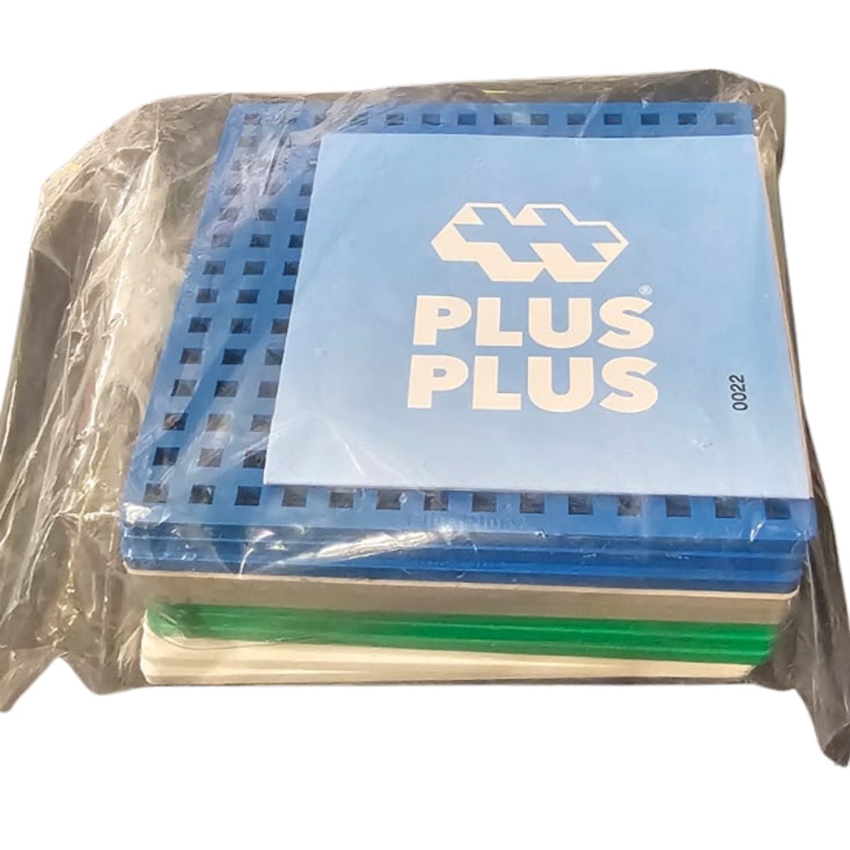 PLUS-PLUS Baseplates Green, Grey, White & Blue / 12 pcs